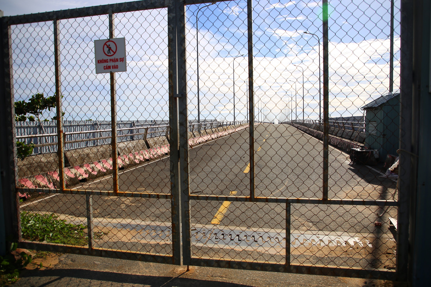 UBND TP. Phú Quốc đề nghị UBND tỉnh bố trí vốn để tiếp tục triển khai thực hiện hoàn thành dự án.