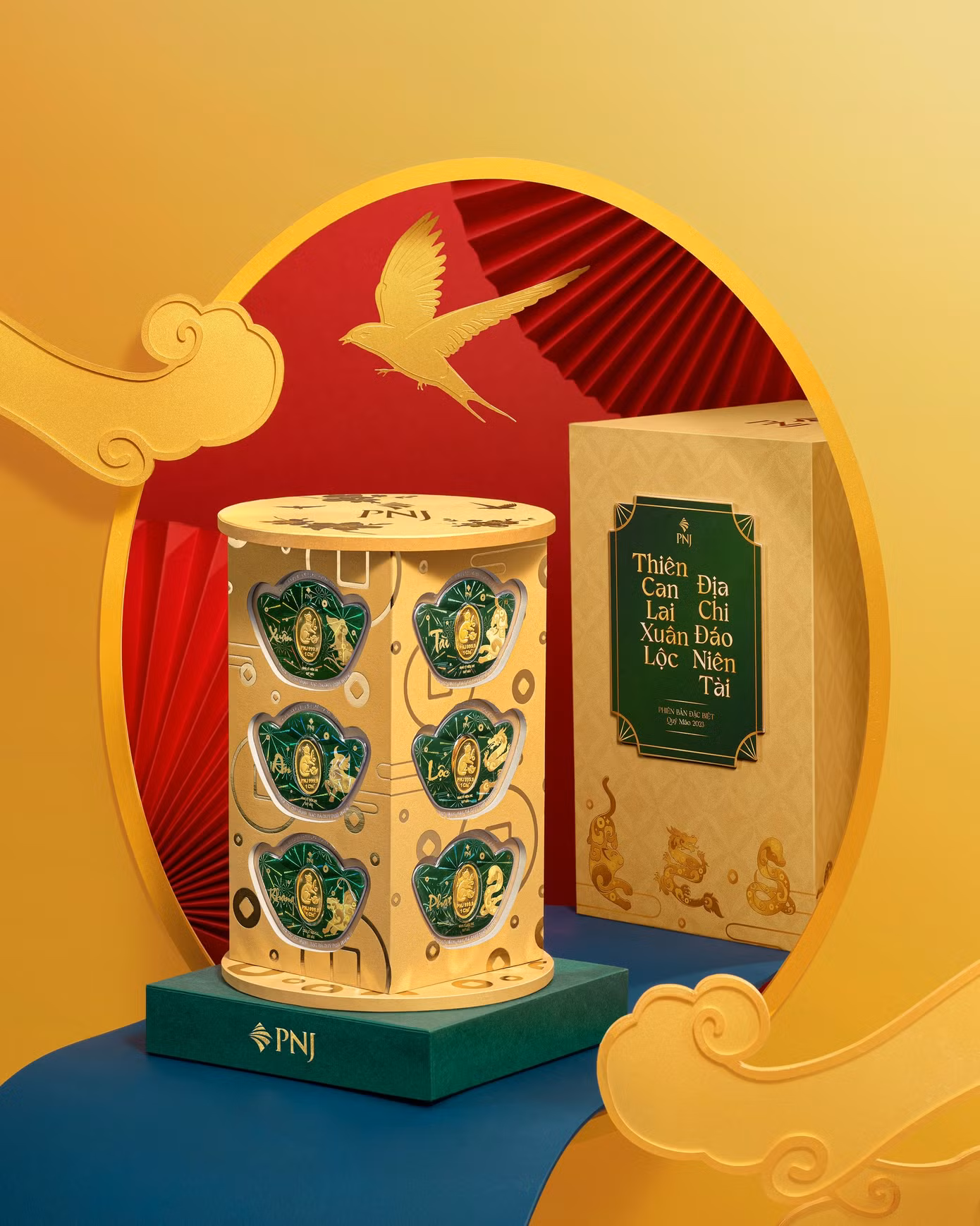 Set vàng Tài - Lộc hình mèo, Thần tài "cháy hàng" trong ngày vía Thần tài.