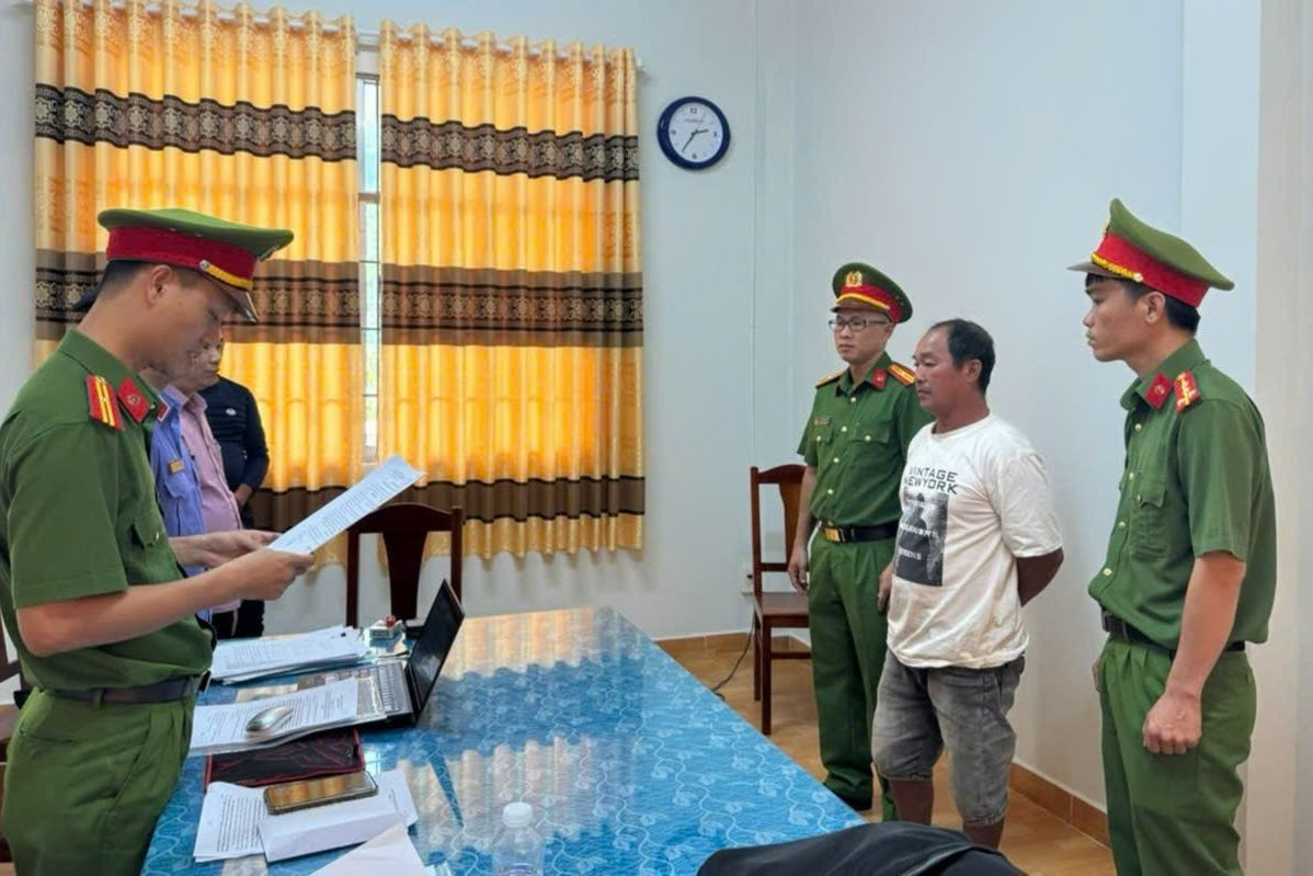 Các đối tượng bị khởi tố, bắt tạm giam. Các đối tượng bị khởi tố, bắt tạm giam.