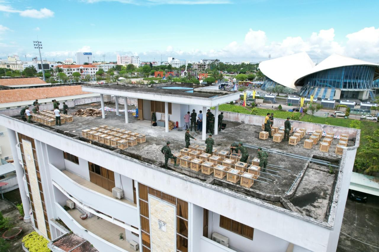 Ngày hội Văn hóa - Du lịch Bạc Liêu và Lễ hội Dạ cổ hoài lang năm 2022 là sự kiện có ý nghĩa quan trọng nằm trong chuỗi sự kiện kỷ niệm 25 năm tái lập tỉnh Bạc Liêu (1/1/1997 - 1/1/2022). Thông qua các hoạt động của Ngày hội nhằm tăng cường quảng bá hình ảnh về “đất và người” Bạc Liêu đến với bạn bè trong nước và quốc tế; tăng cường thu hút nguồn lực đầu tư cho phát triển kinh tế - xã hội nói chung và văn hóa, du lịch tỉnh Bạc Liêu. Ngày hội Văn hóa - Du lịch Bạc Liêu và Lễ hội Dạ cổ hoài lang năm 2022 là sự kiện có ý nghĩa quan trọng nằm trong chuỗi sự kiện kỷ niệm 25 năm tái lập tỉnh Bạc Liêu (1/1/1997 - 1/1/2022). Thông qua các hoạt động của Ngày hội nhằm tăng cường quảng bá hình ảnh về “đất và người” Bạc Liêu đến với bạn bè trong nước và quốc tế; tăng cường thu hút nguồn lực đầu tư cho phát triển kinh tế - xã hội nói chung và văn hóa, du lịch tỉnh Bạc Liêu.