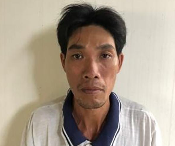 Võ Phong Phú tại cơ quan điều tra. Ảnh CATV. Võ Phong Phú tại cơ quan điều tra. Ảnh CATV.