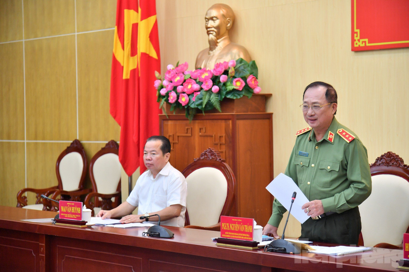 Thượng tướng Nguyễn Văn Thành phát biểu tại buổi làm việc.