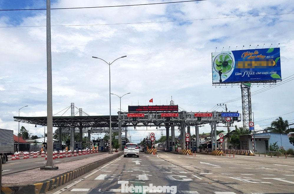 BOT Cai Lậy thu phí chính thức từ 7h ngày 7/10. BOT Cai Lậy thu phí chính thức từ 7h ngày 7/10.