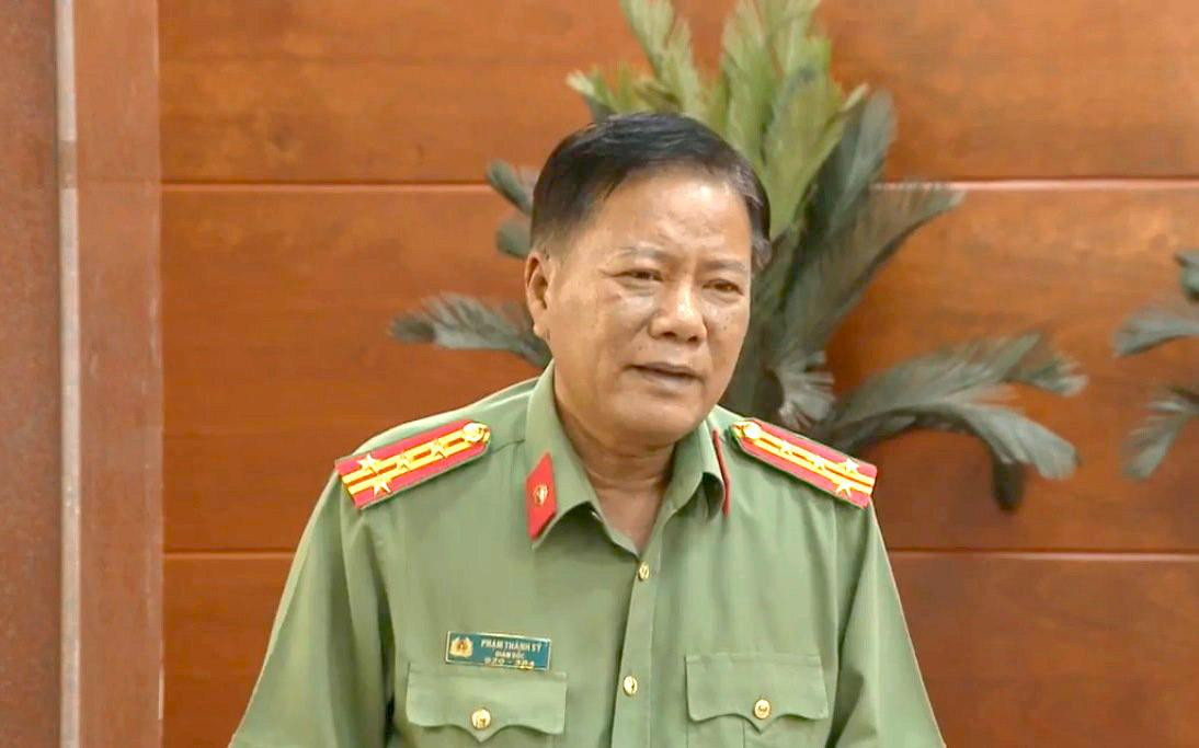 Đại tá Phạm Thành Sỹ, Giám đốc Công an tỉnh Cà Mau. Đại tá Phạm Thành Sỹ, Giám đốc Công an tỉnh Cà Mau.