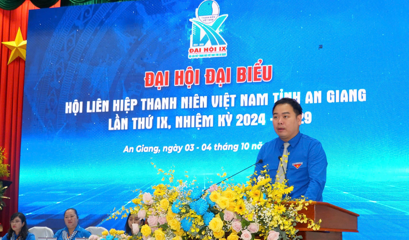 Anh Nguyễn Xuân Hiếu – Phó Chủ tịch Ủy viên Hội LHTN Việt Nam phát biểu tại đại hội. Anh Nguyễn Xuân Hiếu – Phó Chủ tịch Ủy viên Hội LHTN Việt Nam phát biểu tại đại hội.