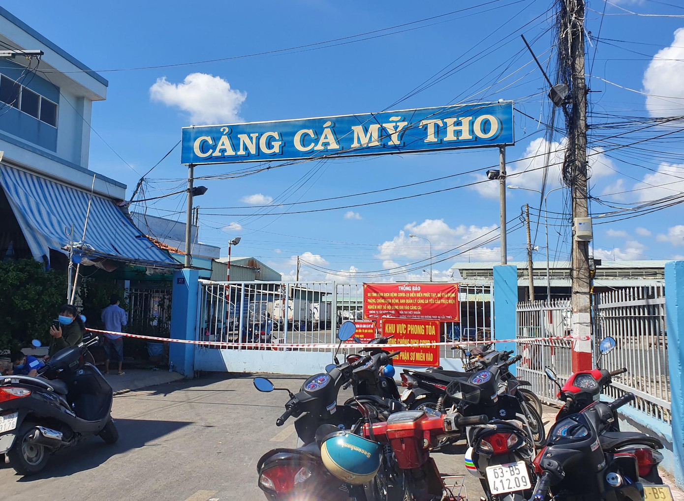 Cảng cá Mỹ Tho bị phong tỏa.