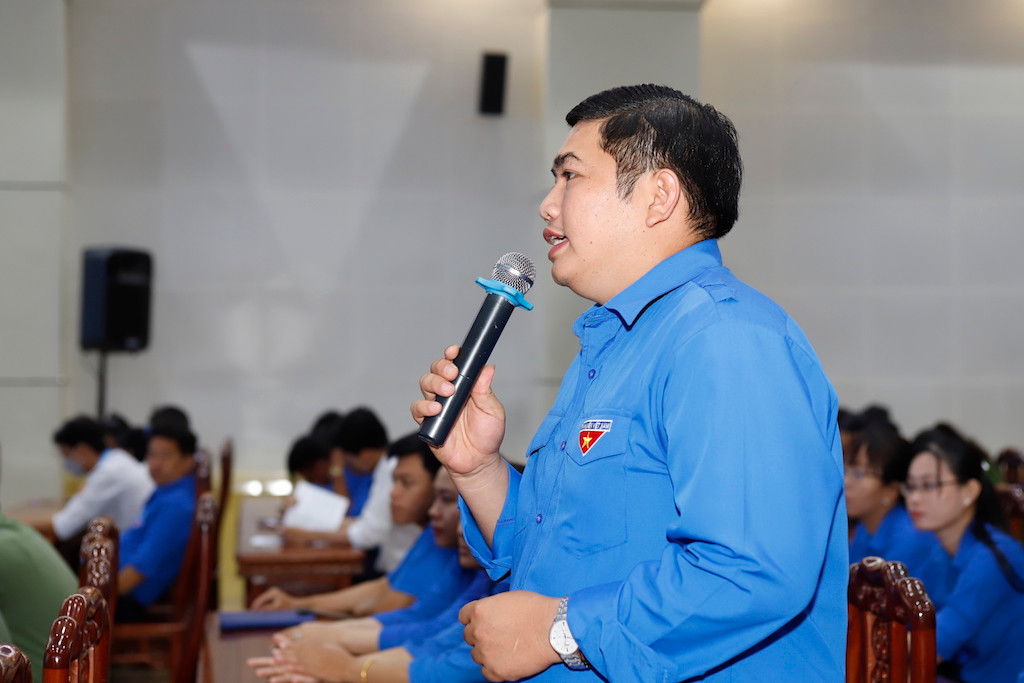 Anh Cao Hữu Tài, Phó Chủ nhiệm CLB Thanh niên khởi nghiệp TP. Mỹ Tho phát biểu.