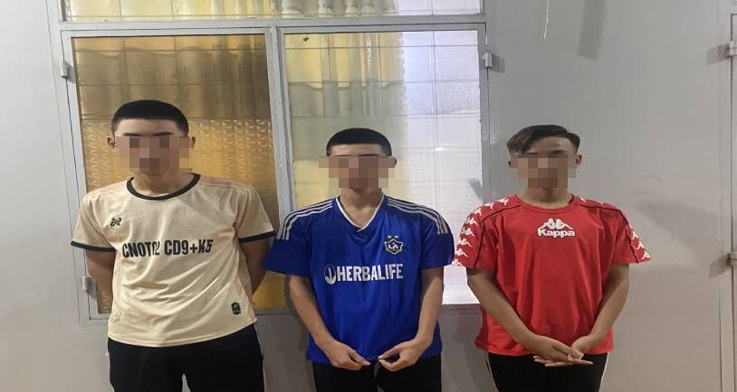 Các đối tượng T., H. và K. (từ trái qua phải). Ảnh Hồng Phát.