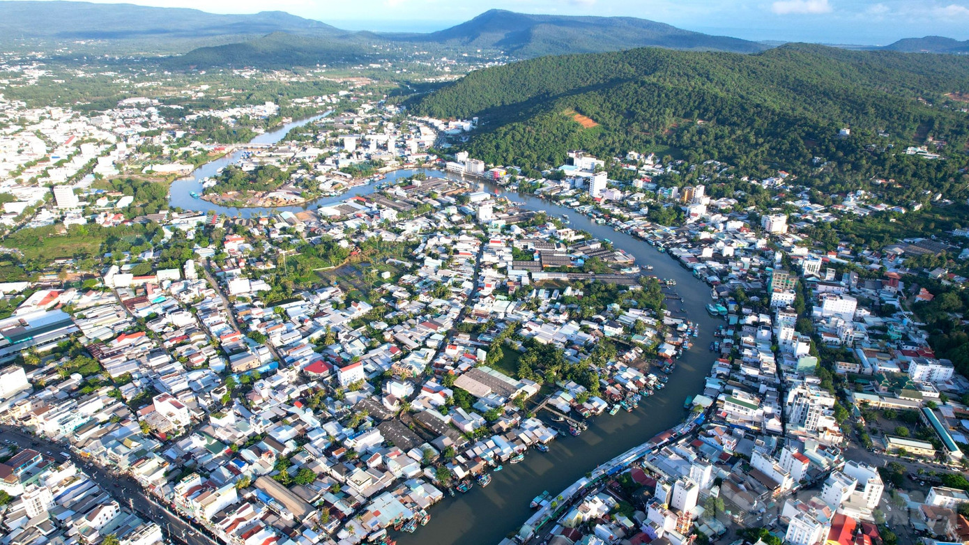 Một góc phường Dương Đông, TP. Phú Quốc. Một góc phường Dương Đông, TP. Phú Quốc.