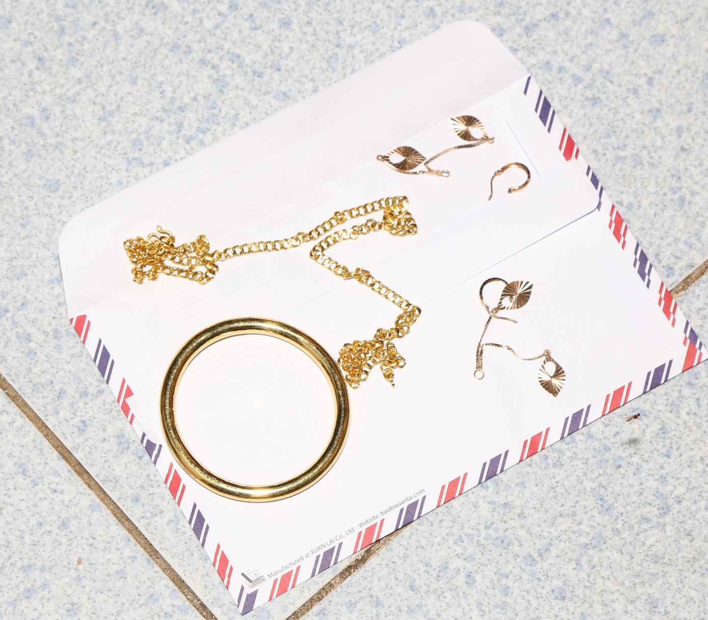 Tang vật thu giữ. Tang vật thu giữ.