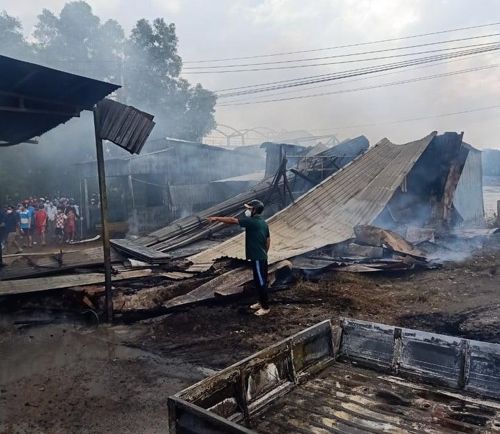 Hiện trường vụ cháy. Hiện trường vụ cháy.