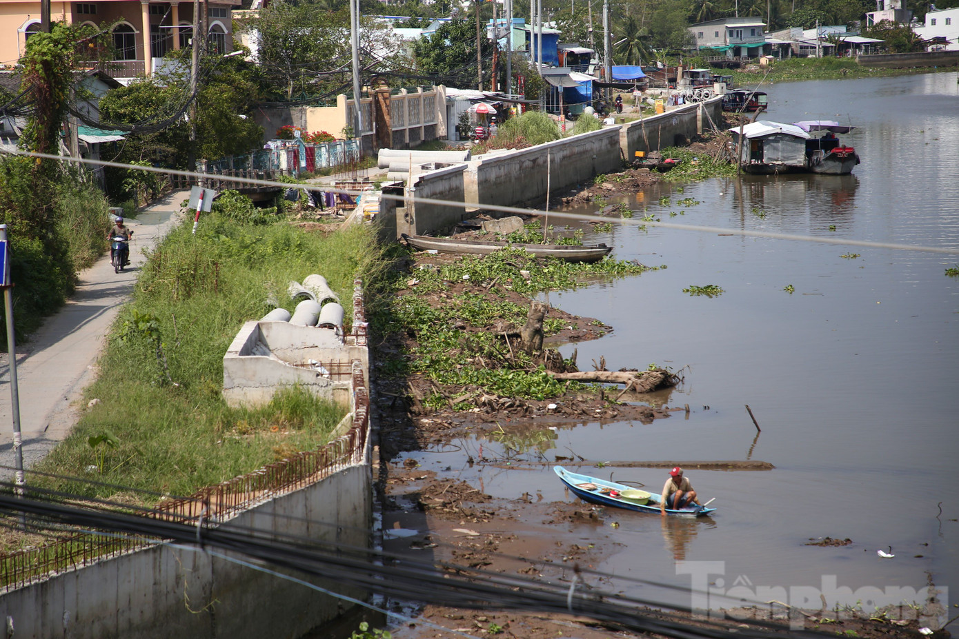Đến nay, khối lượng thi công toàn dự án đạt gần 84%.