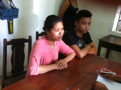 Vợ chồng Tuyết-Công và tang vật vụ án. Vợ chồng Tuyết-Công và tang vật vụ án