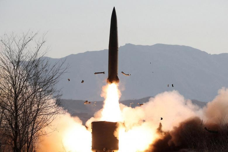 Một vụ phóng tên lửa của Triều Tiên. Ảnh: Reuters