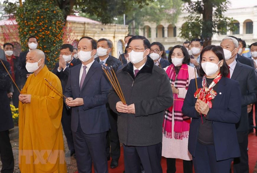 Chủ tịch Quốc hội Vương Đình Huệ và đại biểu tại Điện Kính Thiên-Hoàng Thành Thăng Long. (Ảnh: Doãn Tấn/TTXVN) Chủ tịch Quốc hội Vương Đình Huệ và đại biểu tại Điện Kính Thiên-Hoàng Thành Thăng Long. (Ảnh: Doãn Tấn/TTXVN)
