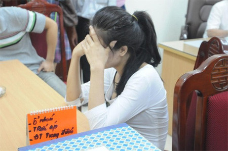 Nhiều cô gái khi bước chân vào cái nghề "bán trôn nuôi miệng" đã không thể có cơ hội làm lại. Nhiều cô gái khi bước chân vào cái nghề