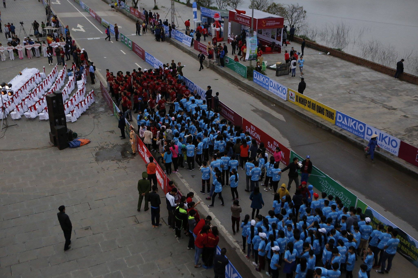 Việt dã Tiền Phong 2017: Quyết liệt và nhiều bất ngờ ảnh 17