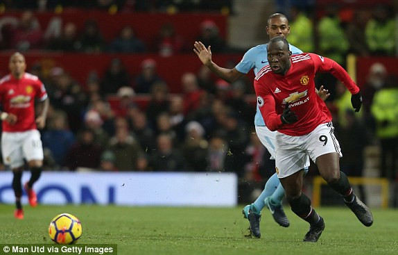 M.U 1-2 Man City: Bắt 'quỷ' tại hang ảnh 33