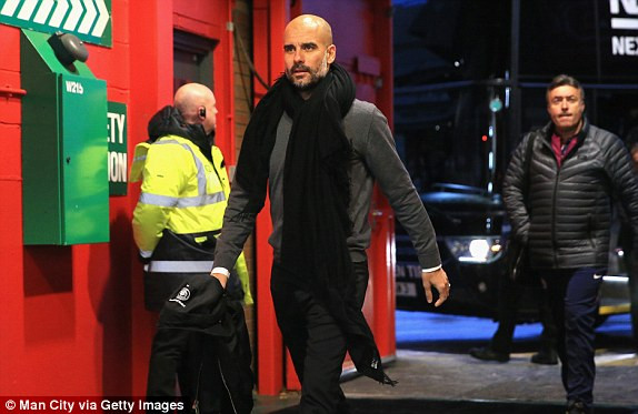 M.U 1-2 Man City: Bắt 'quỷ' tại hang ảnh 7