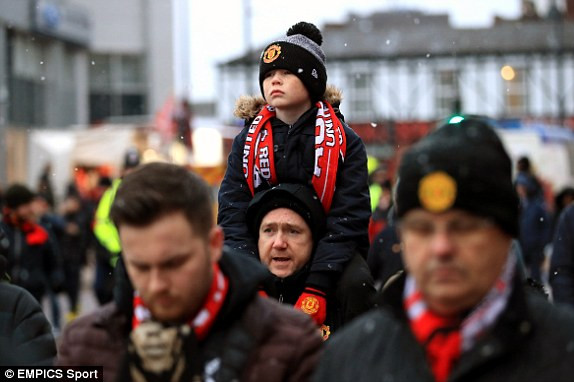 M.U 1-2 Man City: Bắt 'quỷ' tại hang ảnh 12