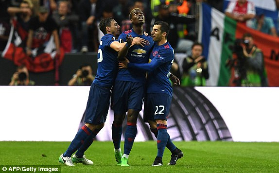 'Bom tấn' tỏa sáng, M.U vô địch Europa League ảnh 9