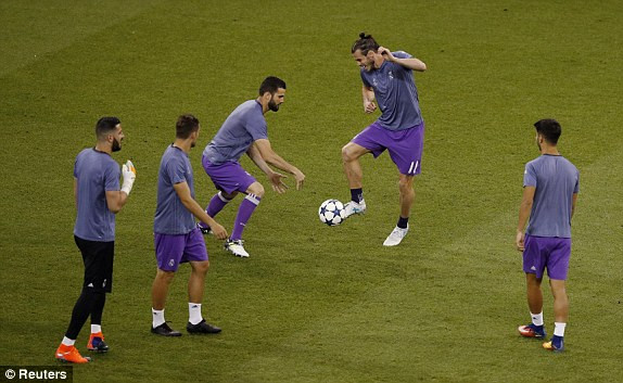 Vô địch Champions League, Real đi vào lịch sử ảnh 8