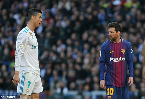 Messi tỏa sáng, Barca thắng đậm Real ở Siêu kinh điển ảnh 19