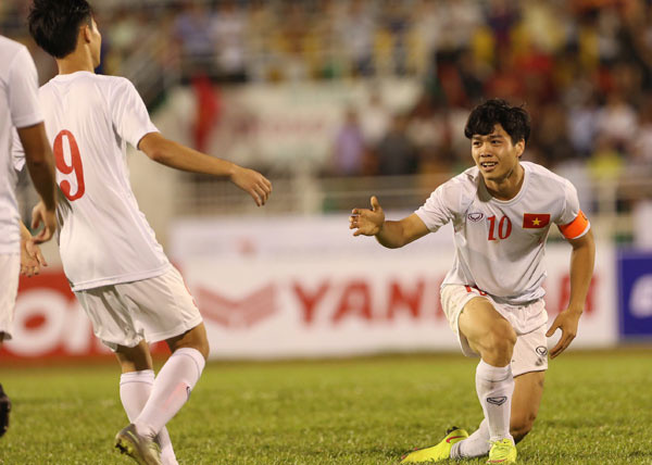 U23 Việt Nam vs U23 Malaysia (3-0): 'Hái lộc' đầu năm ảnh 11