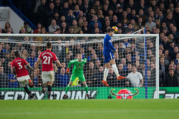 Chelsea 1-0 M.U: Mourinho lại ôm hận ở Stamford Bridge ảnh 13