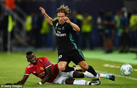 Thắng M.U 2-1, Real đoạt Siêu Cup châu Âu ảnh 23