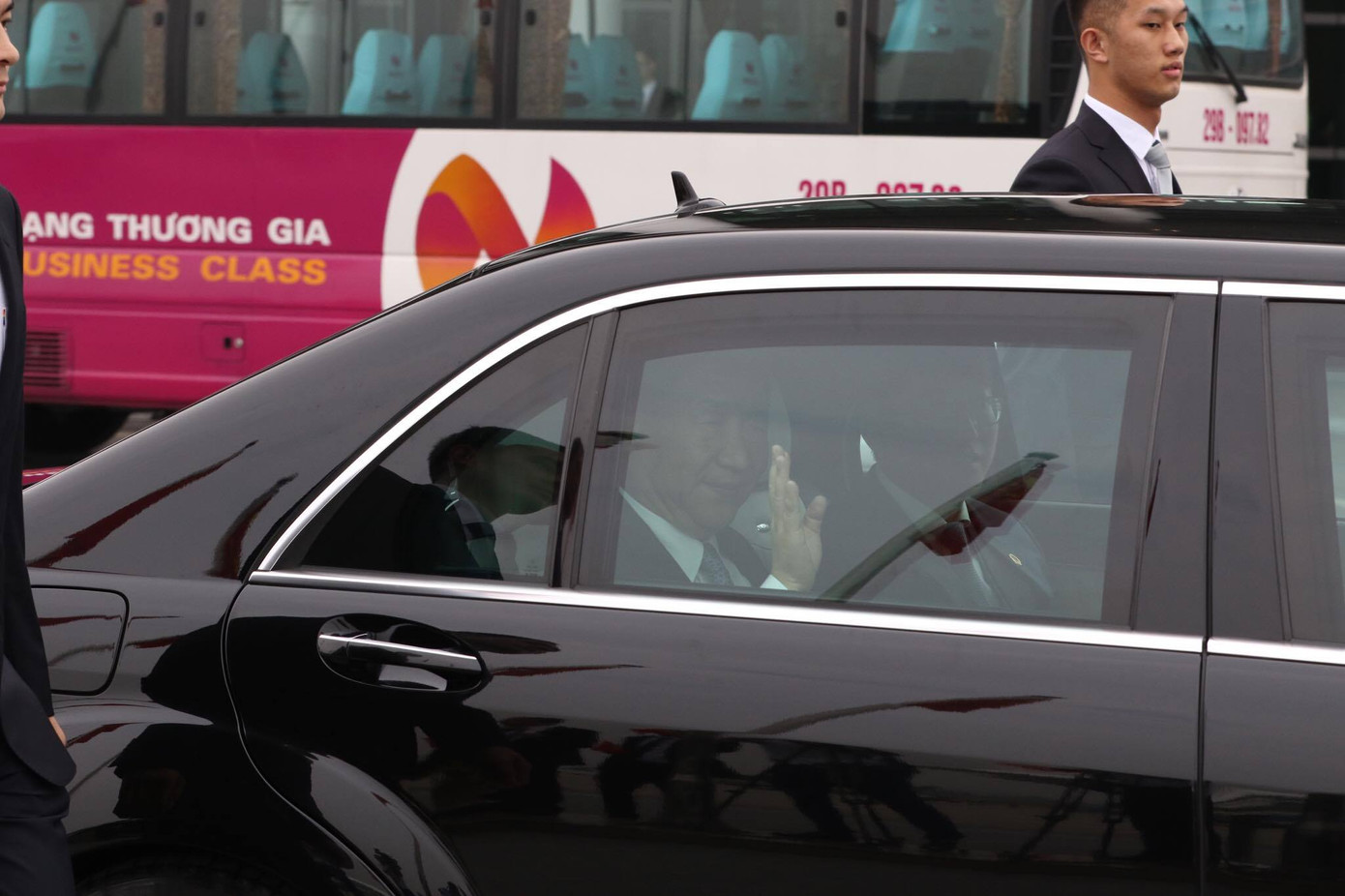 Chủ tịch Trung Quốc Tập Cận Bình bắt đầu thăm Việt Nam ảnh 4