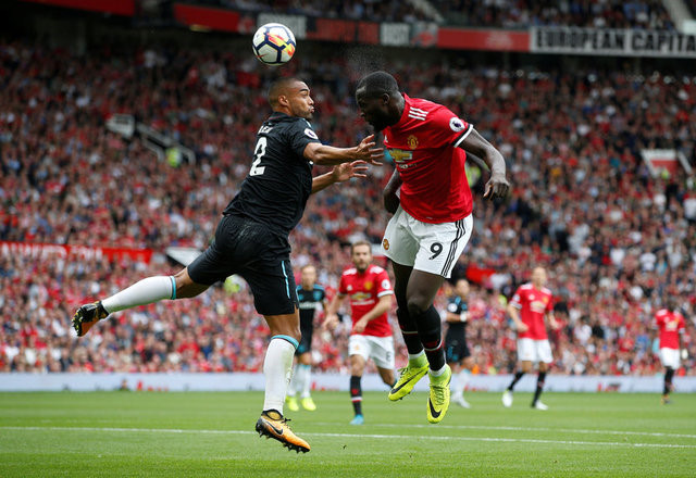 Thắng West Ham '4 sao', M.U lên ngôi đầu bảng ảnh 8