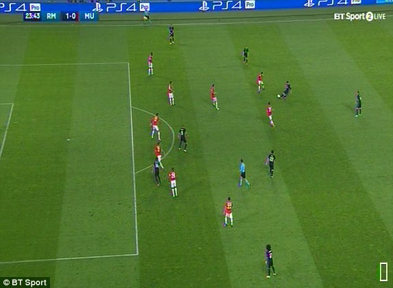 Thắng M.U 2-1, Real đoạt Siêu Cup châu Âu ảnh 11