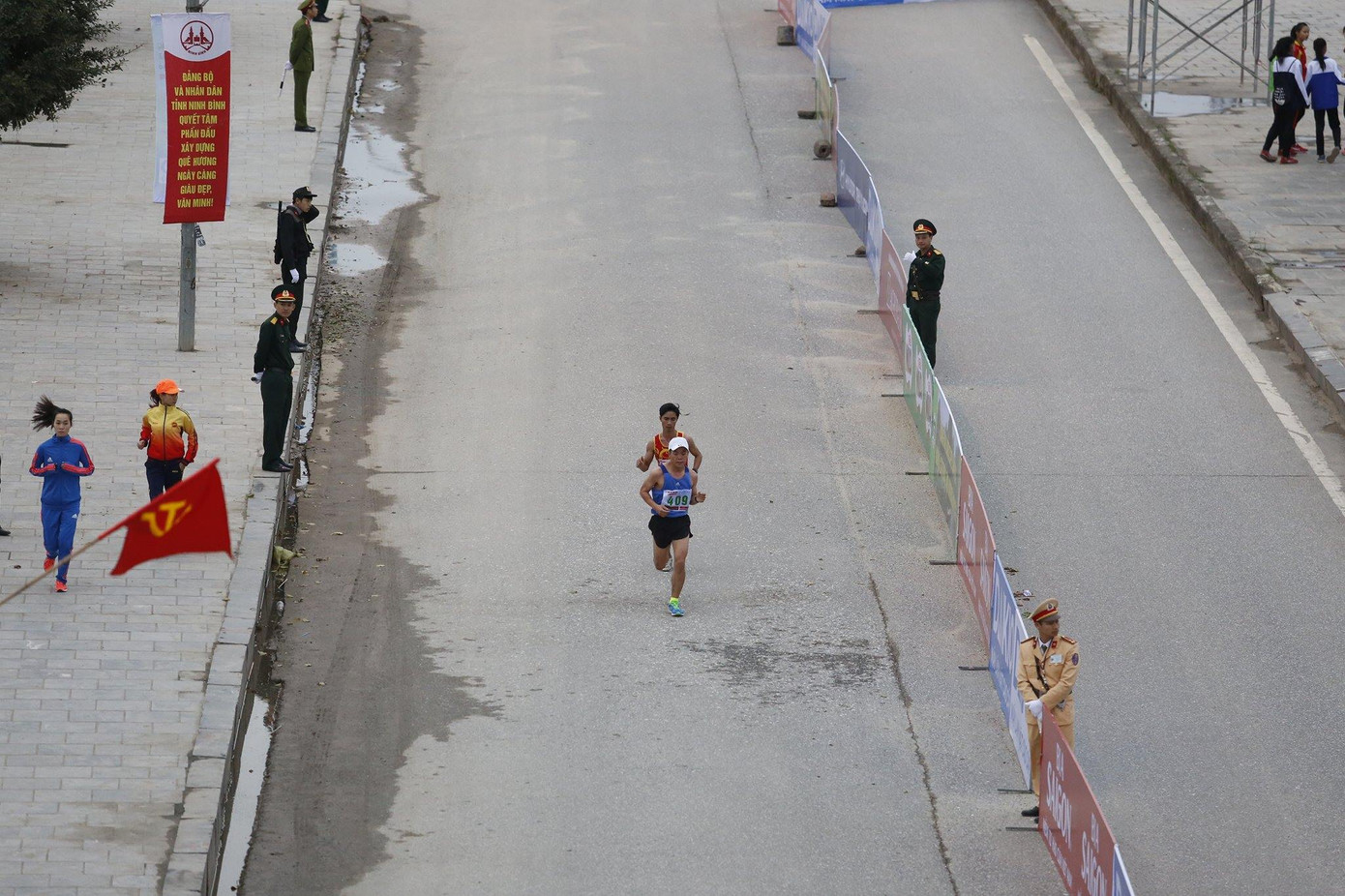 Việt dã Tiền Phong 2017: Quyết liệt và nhiều bất ngờ ảnh 21