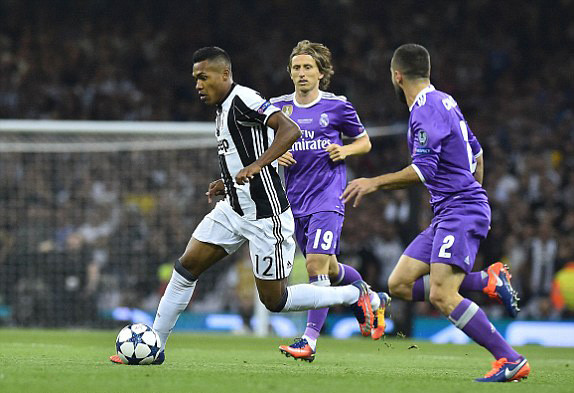 Cận cảnh cú đăng quang lịch sử của Real Madrid ảnh 9