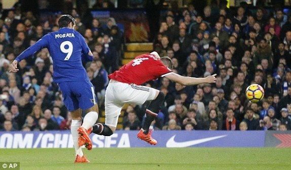 Chelsea 1-0 M.U: Mourinho lại ôm hận ở Stamford Bridge ảnh 7