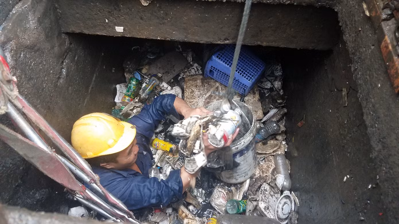 Siêu máy bơm tê liệt trước đường ngập, chủ đầu tư nói 'bị phá hoại' ảnh 2 Siêu máy bơm tê liệt trước đường ngập, chủ đầu tư nói 'bị phá hoại' ảnh 2