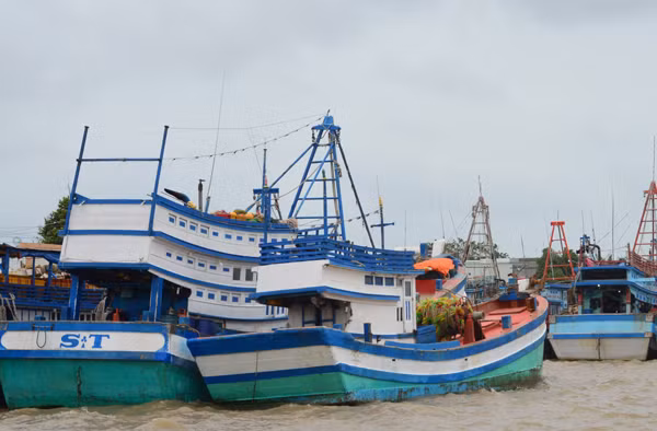 Hai đặc điểm đáng chú ý của bão số 16 - Tembin ảnh 7