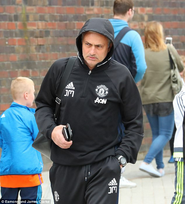 Arsenal vs M.U (2-0): Wenger rửa hận ảnh 1