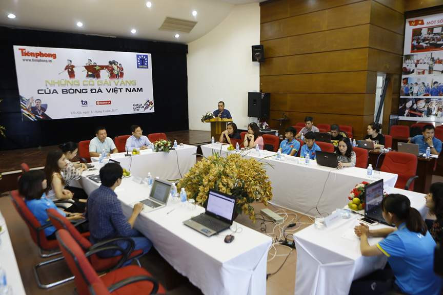 Giao lưu trực tuyến với những 'cô gái vàng' bóng đá Việt ảnh 11