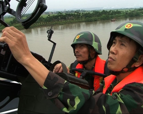 Kiên quyết tiêu diệt mục tiêu ngay từ loạt đạn đầu