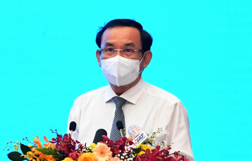 Bí thư Thành uỷ TPHCM Nguyễn Văn Nên phát biểu tại hội thảo