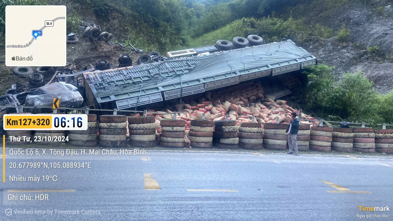 Hiện trường vụ tai nạn. Hiện trường vụ tai nạn.