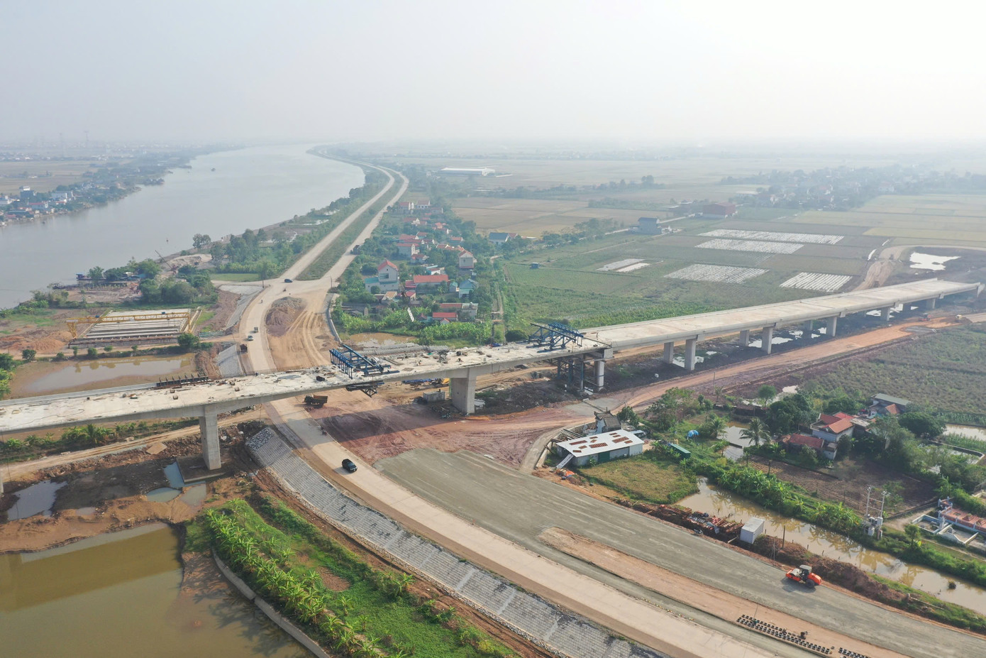 Cầu Tam Toà phía Yên Khánh. Cầu Tam Toà phía Yên Khánh.