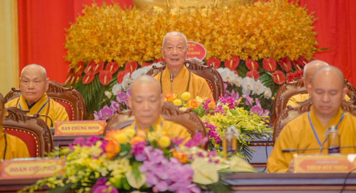 Đức Quyền Pháp chủ GHPGVN, Trưởng lão Hòa thượng Thích Trí Quảng ban đạo từ tại Đại hội đại biểu GHPGVN TP. Hà Nội. Ảnh: ĐĂNG HUY Đức Quyền Pháp chủ GHPGVN, Trưởng lão Hòa thượng Thích Trí Quảng ban đạo từ tại Đại hội đại biểu GHPGVN TP. Hà Nội. Ảnh: ĐĂNG HUY