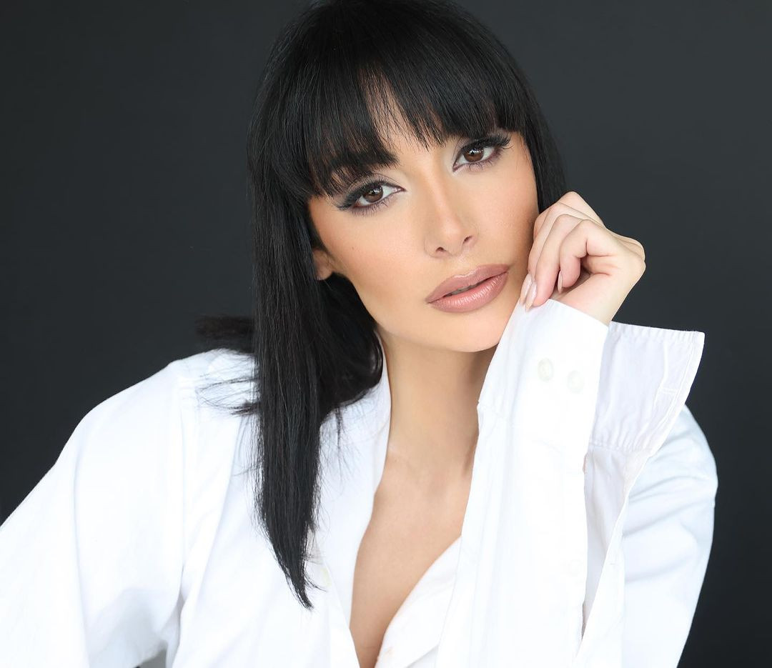 Trong dàn thí sinh của cuộc thi năm nay, gây chú ý là người đẹp Ivana Carolina. Trước đó, cô được nhiều fan mong mỏi đăng ký dự thi.