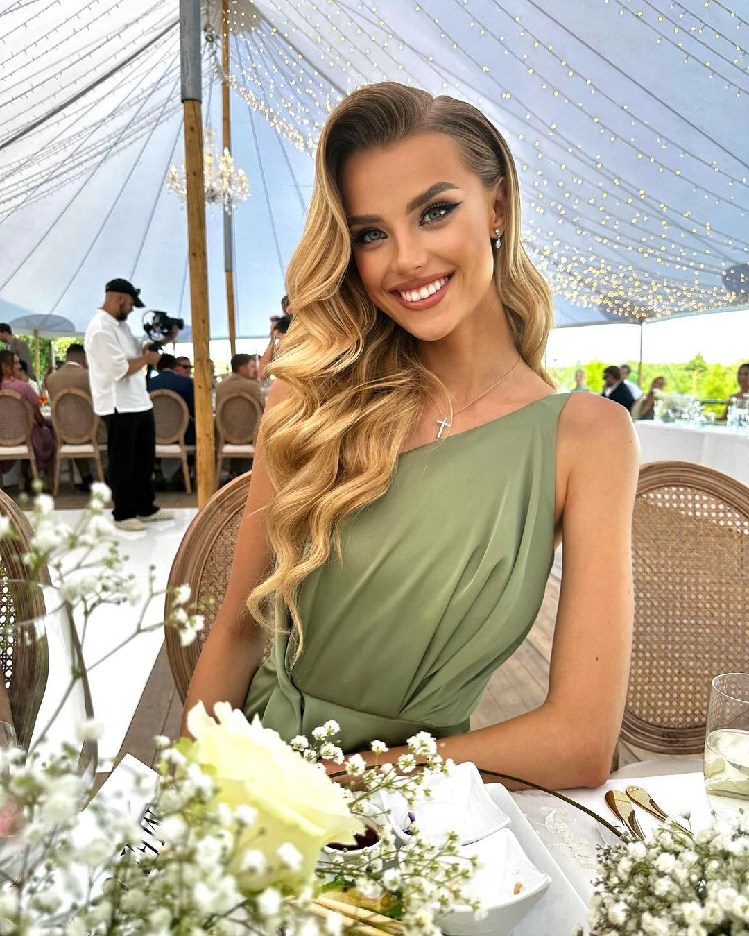 Krystyna là một trong 10 thí sinh của cuộc thi năm nay có lượng người theo dõi lớn trên mạng xã hội. Đây cũng được xem là lợi thế là Krystyna trong việc phát triển các dự án cộng đồng ở Hoa hậu Thế giới 2024.