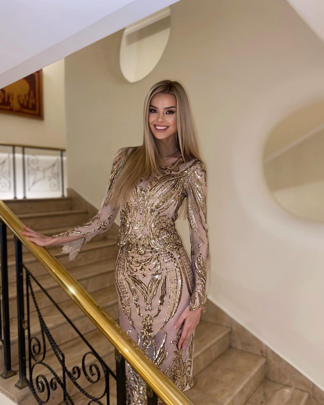 Đại diện Cộng hòa Czech - Krystyna Pyszková đã đến New Delhi, Ấn Độ vào ngày 17/2 để chuẩn bị tham gia các hoạt động chính thức của cuộc thi Hoa hậu Thế giới 2024. Người đẹp nhận được sự chú ý của các diễn đàn sắc đẹp quốc tế.