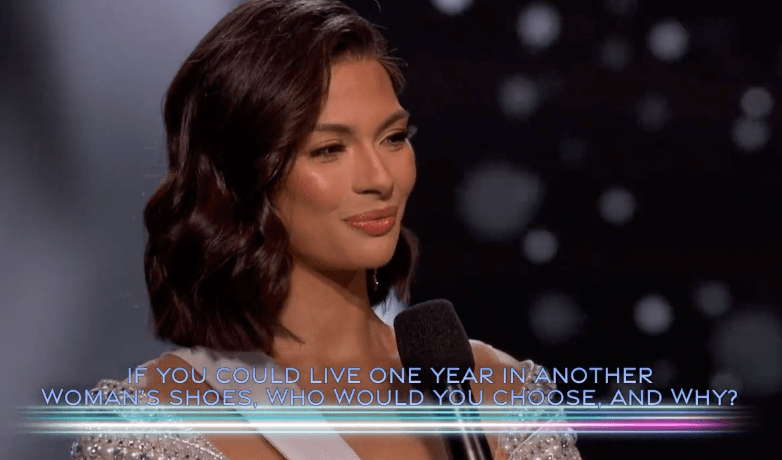 Sheynnis Palacios và H'Hen Niê sử dụng tiếng mẹ đẻ khi thi ứng xử.