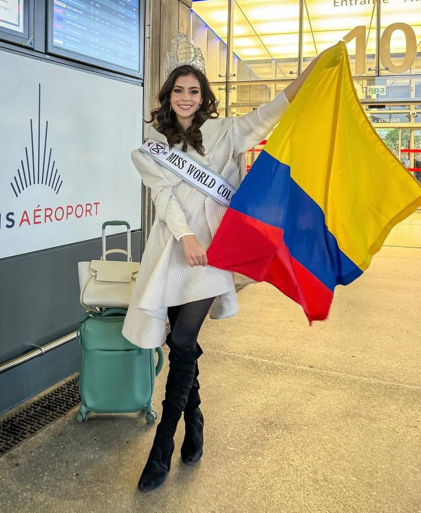 Ngày 16/2, người đẹp Colombia - Camila Pinzon đã sang Ấn Độ để dự thi Hoa hậu Thế giới lần thứ 71. Cô diện trang phục kín đáo, thanh lịch ở sân bay. Camila Pinzon đang là thí sinh được khán giả và các diễn đàn sắc đẹp yêu thích, dự đoán giành vị trí cao tại cuộc thi năm nay.